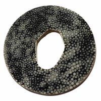 Bokken tsuba tillverkad av läder med sammetsyta